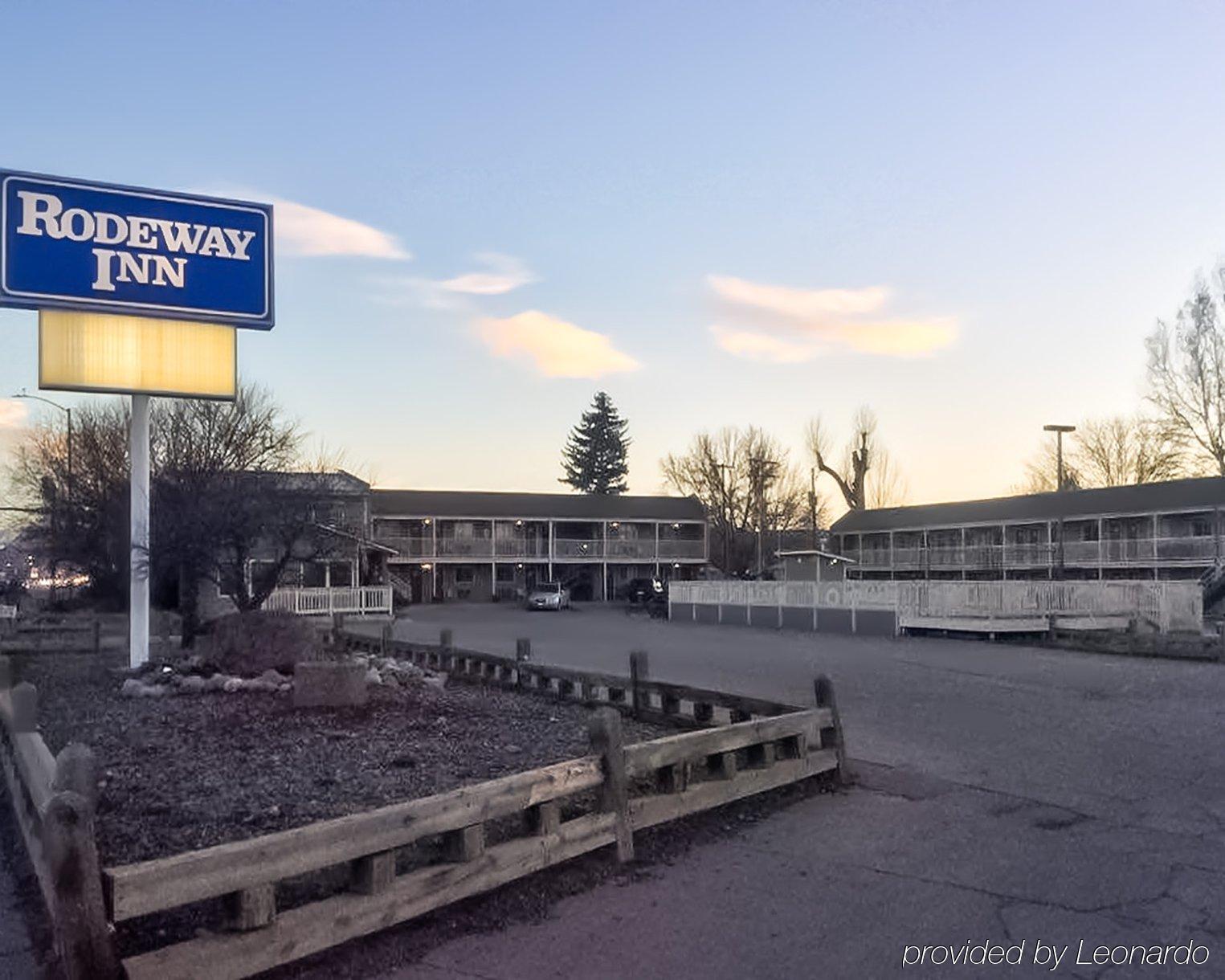 Super 8 By Wyndham Montrose Motel Exterior foto